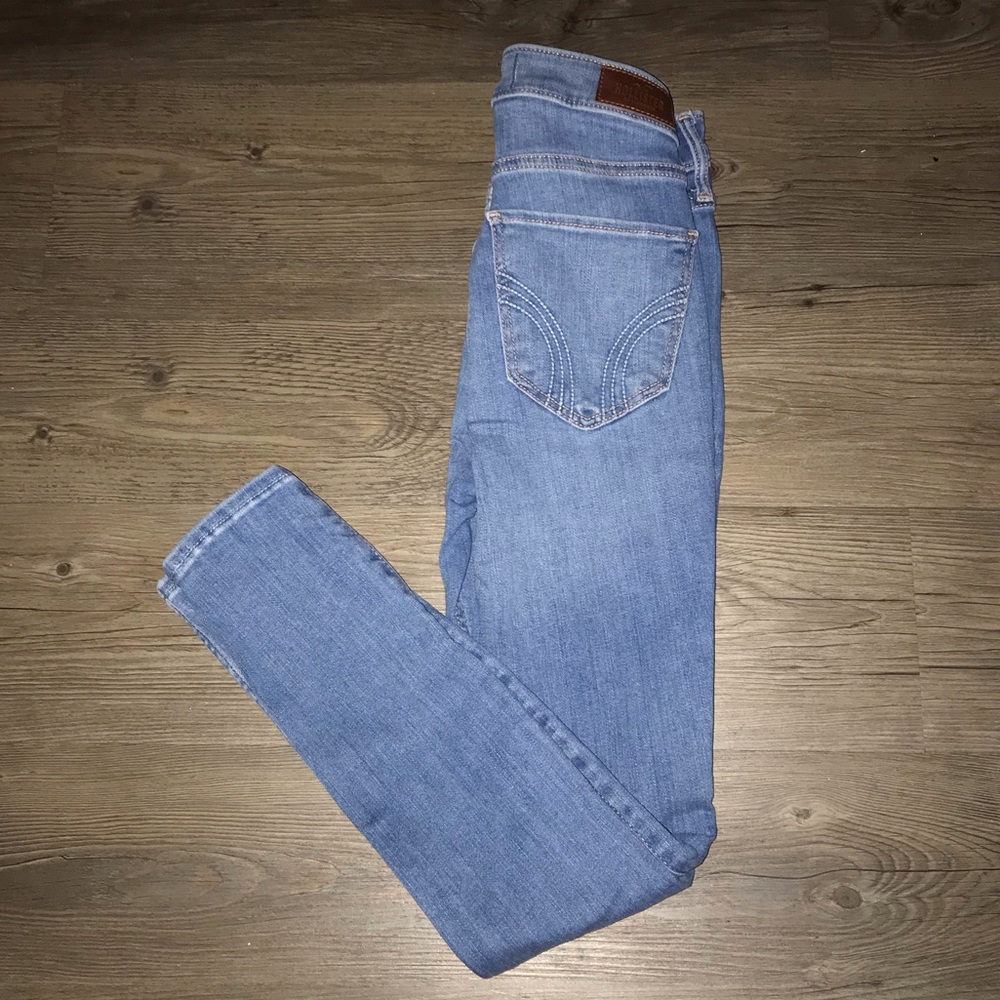 Washed Hollister jeans